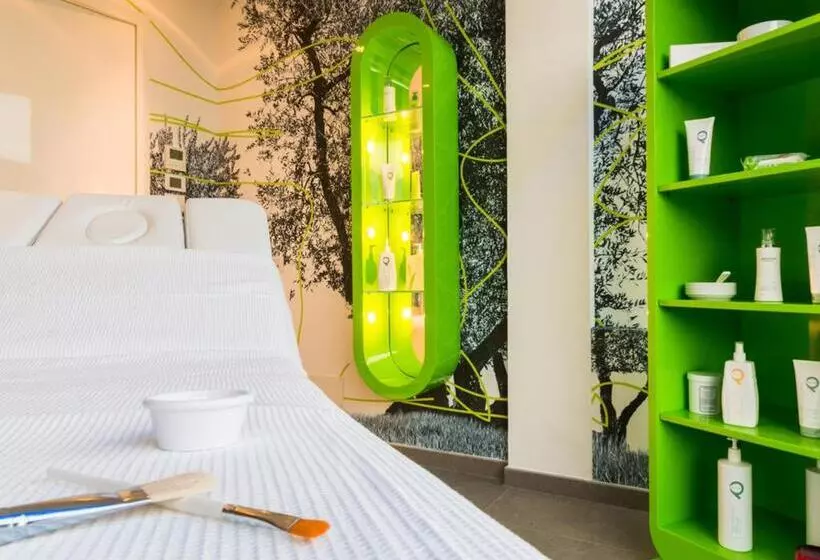 スパアクセス付スタンダードルーム, Grand Hotel Ambasciatori Wellness & Spa
