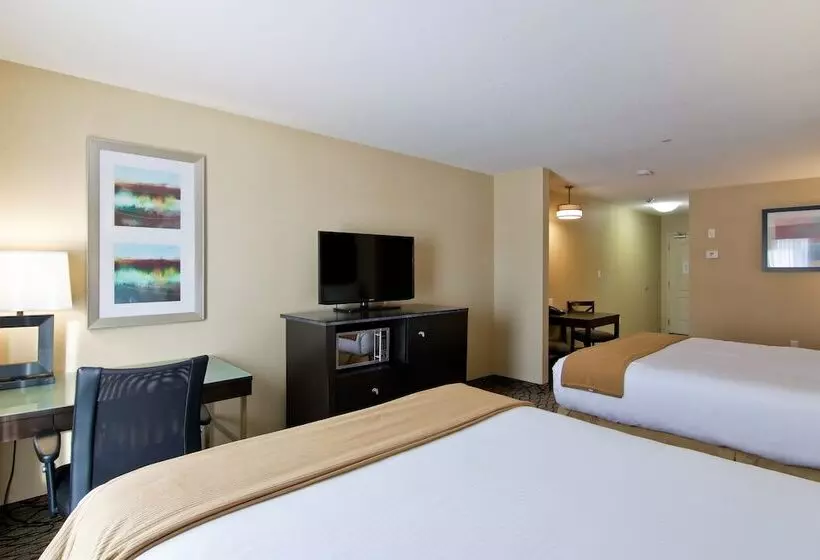 スイート, Holiday Inn Express Fort Saskatchewan, An Ihg