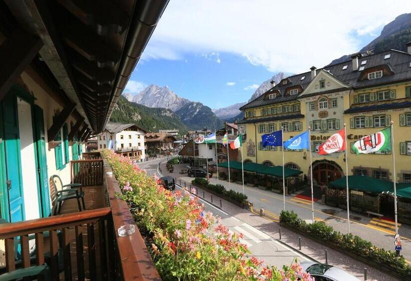 小型套房带阳台, Laurin