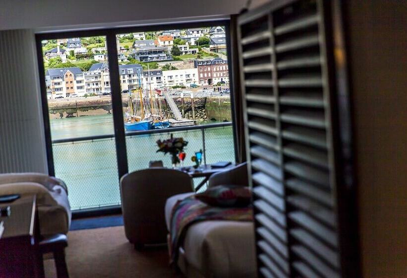 חדר סופריור לשלושה עם נוף לים, Le Grand Pavois