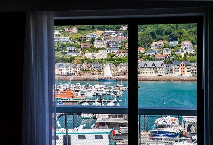 חדר סופריור יחיד, Le Grand Pavois