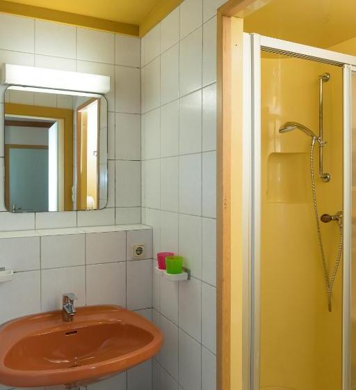 חדר סטנדרט יחיד, Rosslwirt Rast