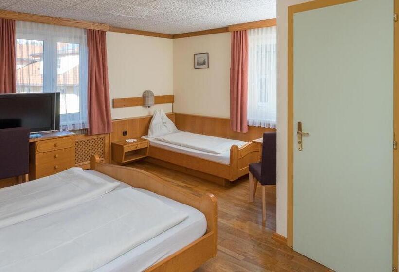 Номер Стандарт Трехместный, Rosslwirt Rast