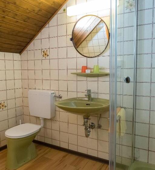 标准间, Rosslwirt Rast