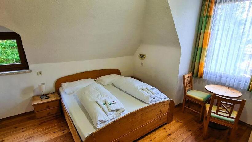 اتاق استاندارد با چشم‌انداز کوهستان, Kurhotel Renona Rehabilitation