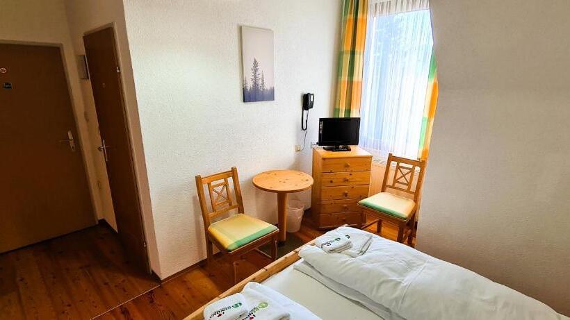 マウンテンビュースタンダードルーム, Kurhotel Renona Rehabilitation