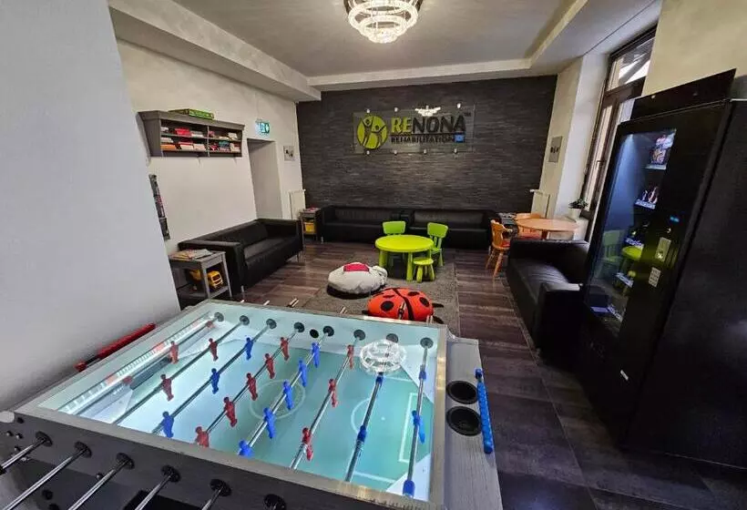 Huoneisto 3 Makuuhuonetta, Kurhotel Renona Rehabilitation