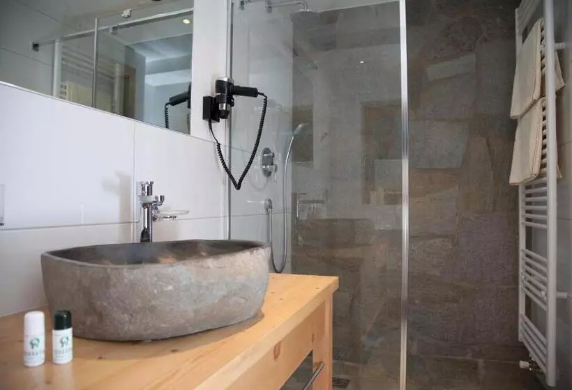 اتاق خانوادگی, Natur  & Wanderhotel Tuxertal