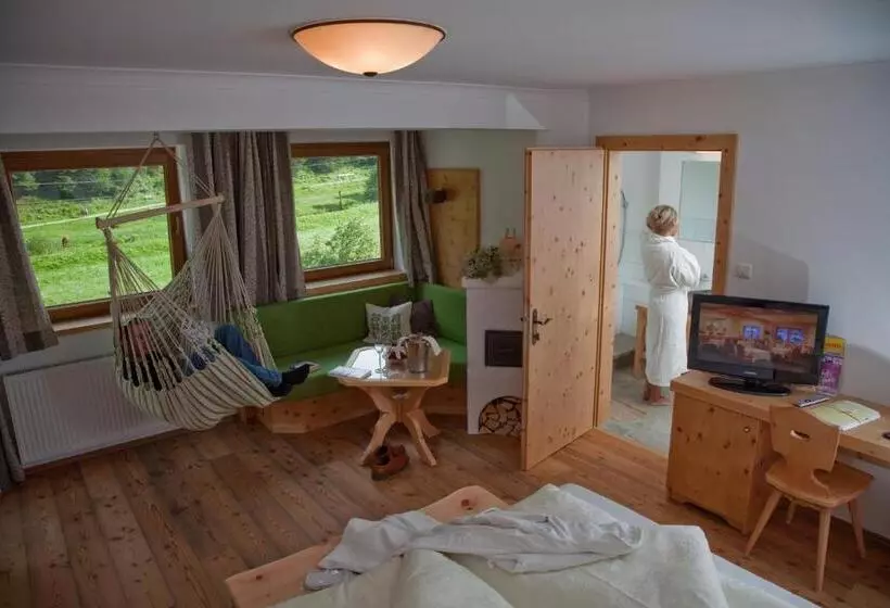 اتاق خانوادگی, Natur  & Wanderhotel Tuxertal