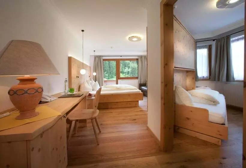 اتاق خانوادگی, Natur  & Wanderhotel Tuxertal