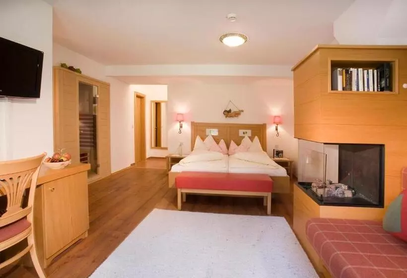 سوییت لوکس, Natur  & Wanderhotel Tuxertal
