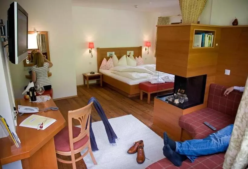 سوییت, Natur  & Wanderhotel Tuxertal