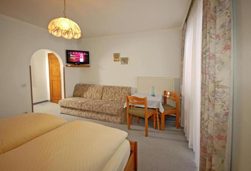 标准三人间, Pension Riedlsperger