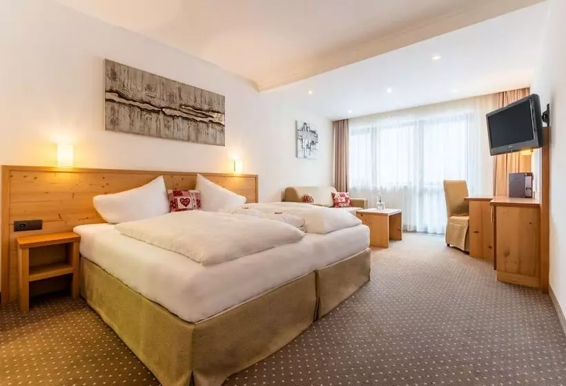 Classic-huone vuoristonäkymällä, Sporthotel Cristall
