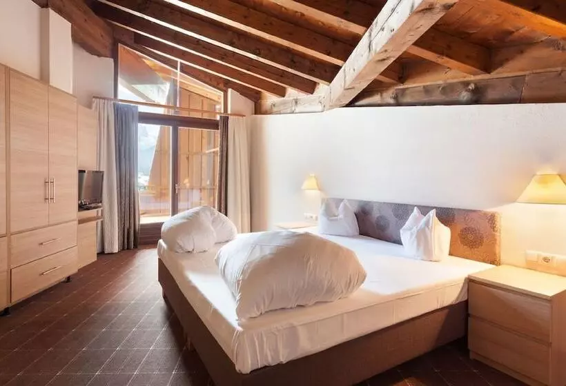 1 Bedroom Penthouse Apartment, Sporthotel Cristall