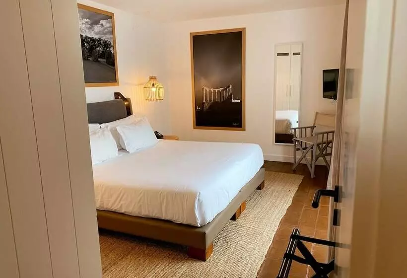 سوئیت پریمیوم, The Lince Ecorkhotel évora