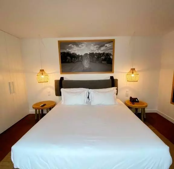 سوییت خانوادگی, The Lince Ecorkhotel évora
