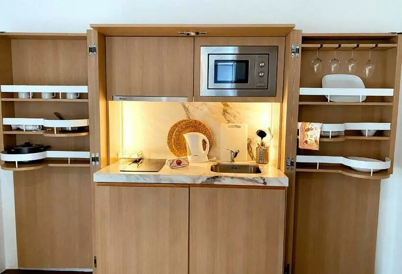 سوییت خانوادگی, The Lince Ecorkhotel évora