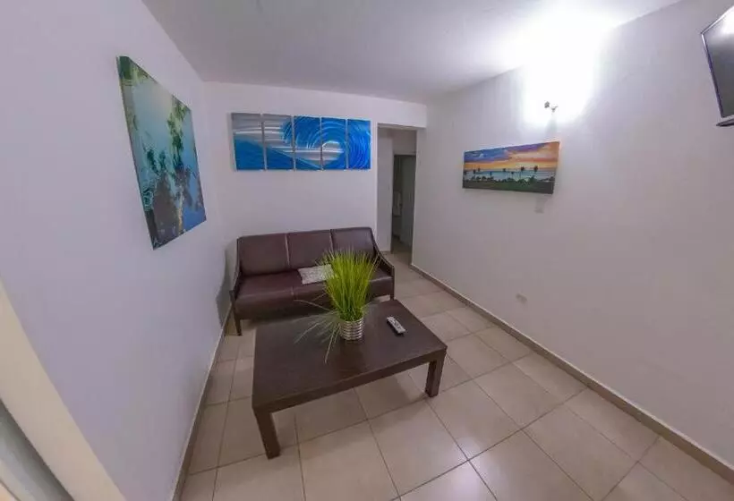 سوئیت 2 خوابه, Casa Verde