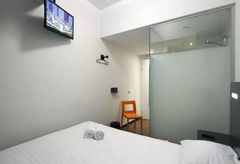 اتاق استاندارد, Easyhotel Rotterdam City Centre