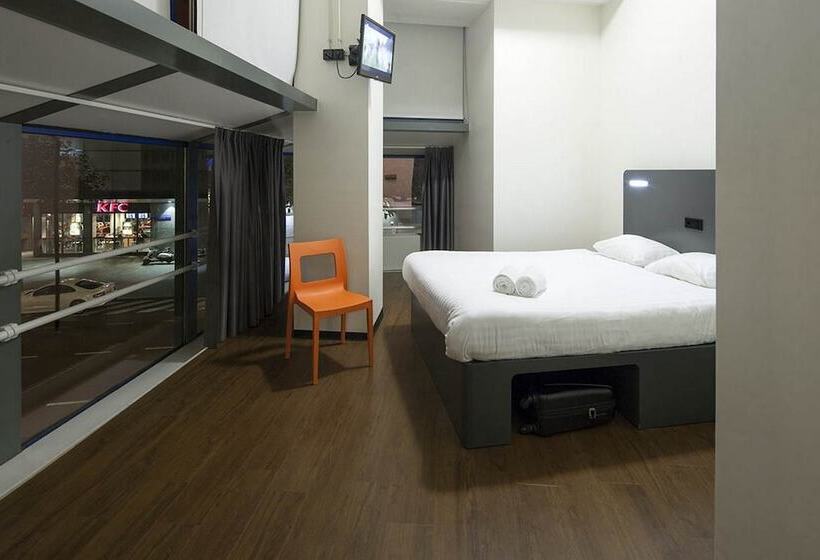 장애인을 위한 수피리어 룸, Easyhotel Rotterdam City Centre