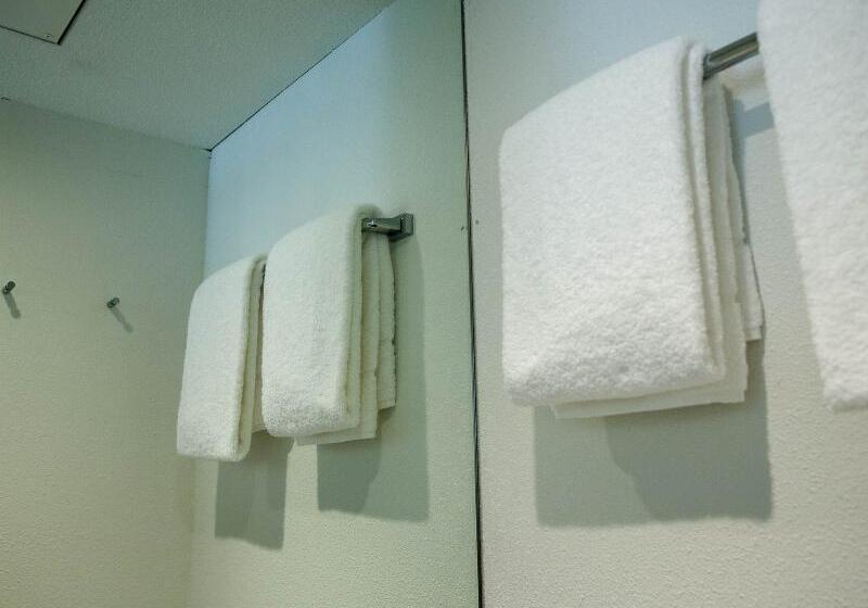 기본룸, Easyhotel Rotterdam City Centre