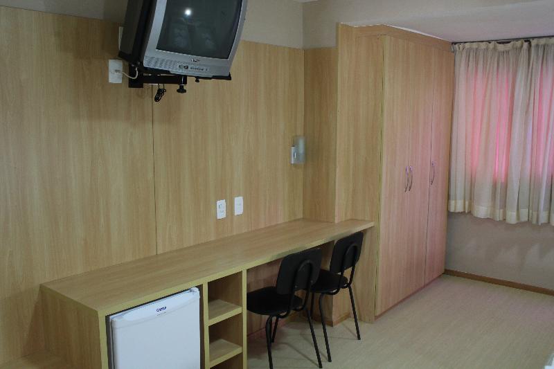 اتاق استاندارد چهار تخته, Galicia