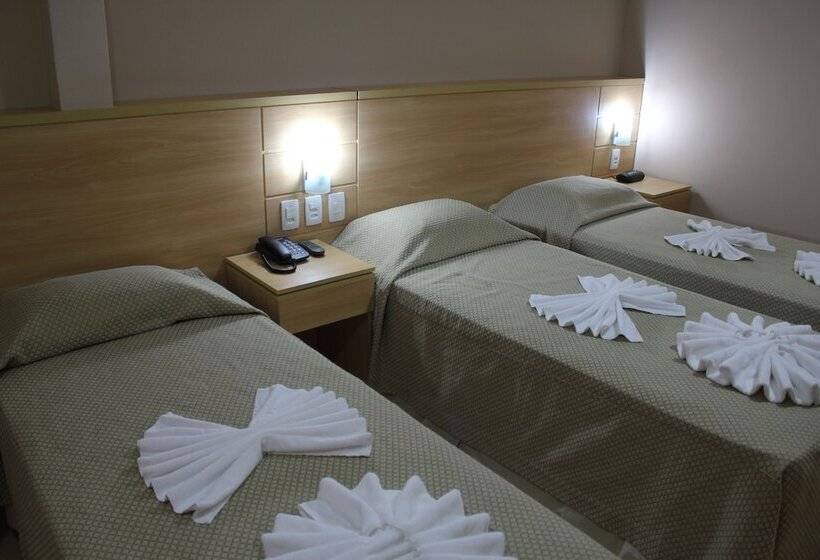 اتاق استاندارد سه نفره, Galicia