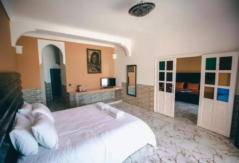 سوئیت رویال, Hôtel Calipau Riad Maison D Hôtes