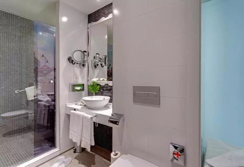 اتاق استاندارد با تخت بزرگ, Indigo Madrid   Gran Via, An Ihg