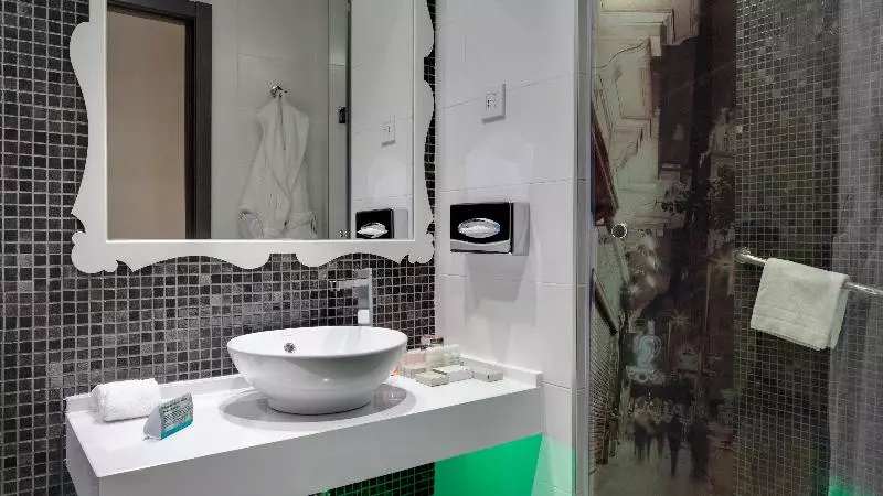 اتاق استاندارد, Indigo Madrid   Gran Via, An Ihg