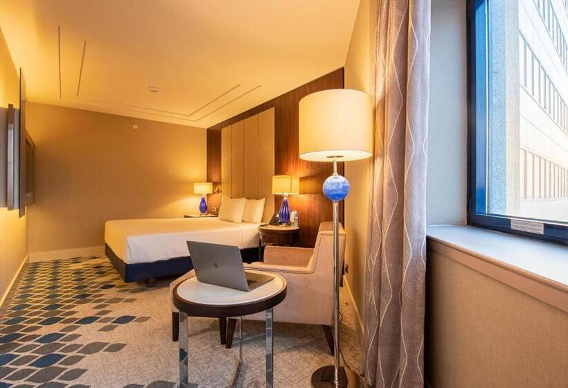 سوییت جونیور, International Hotel Tashkent