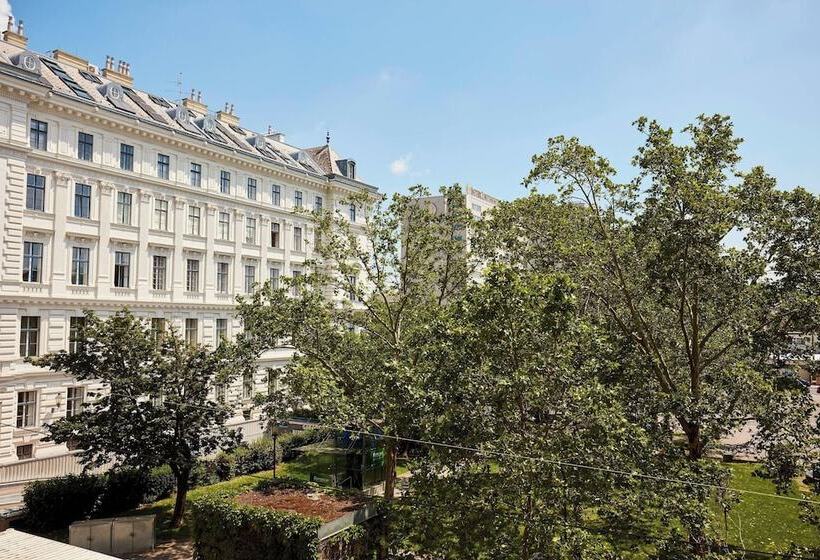 디럭스 룸, The Ritzcarlton, Vienna
