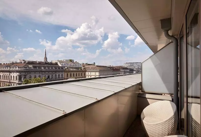 Premium Room City View, The Ritzcarlton, Vienna