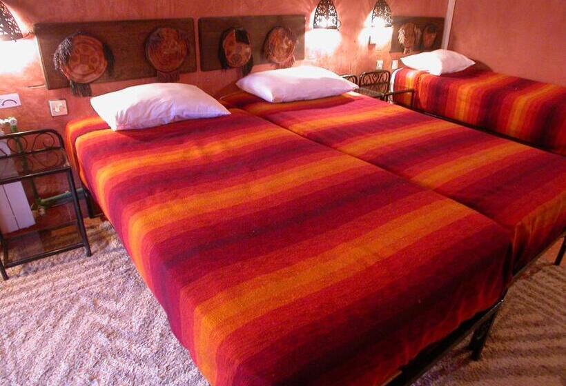 חדר סטנדרט לשלושה, Tomboctou