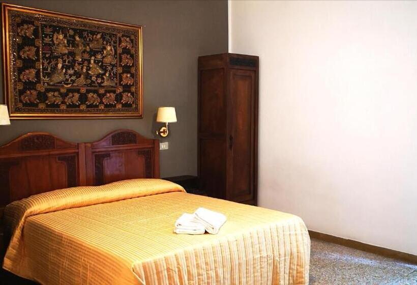 חדר אקונומי, Villa Antonietta