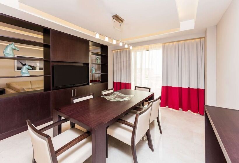 سوییت, Radisson Blu Hotel, Doha