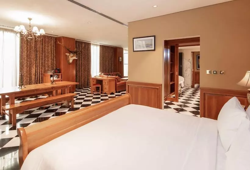テーマパークスイートルーム, Radisson Blu Hotel, Doha