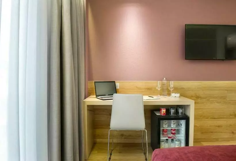 スタンダードトリプルルーム, Sercotel Ciudad De Miranda