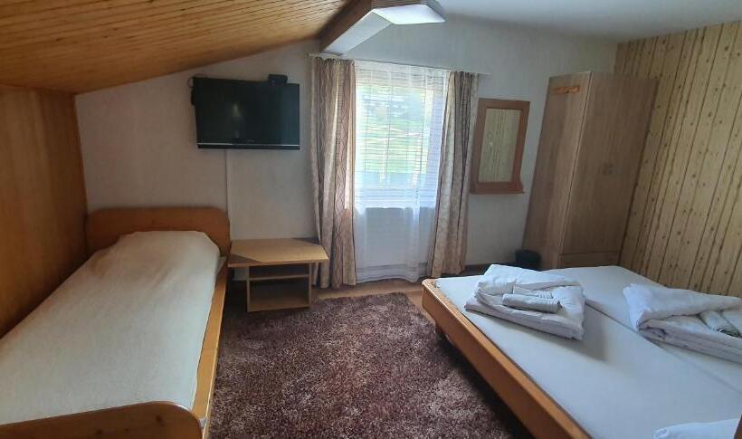 Номер Стандарт, Apia House