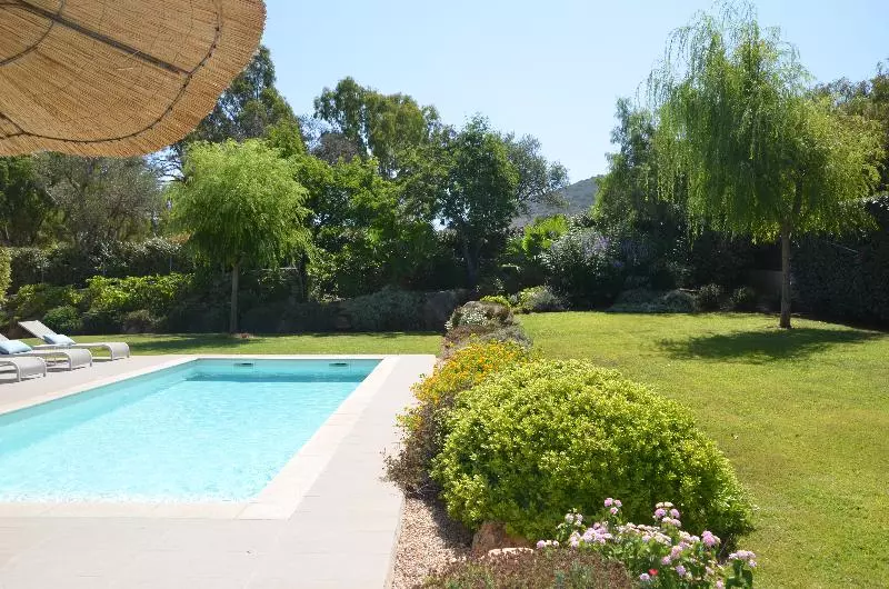 プール付３ベッドルーム　ビラ, Domaine Villas Mandarine Private Pools & Spa