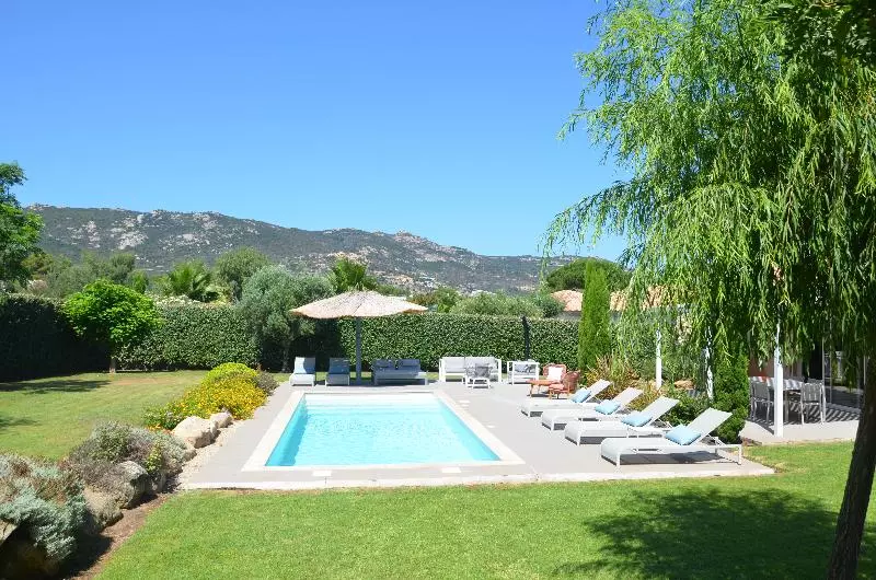 プール付３ベッドルーム　ビラ, Domaine Villas Mandarine Private Pools & Spa