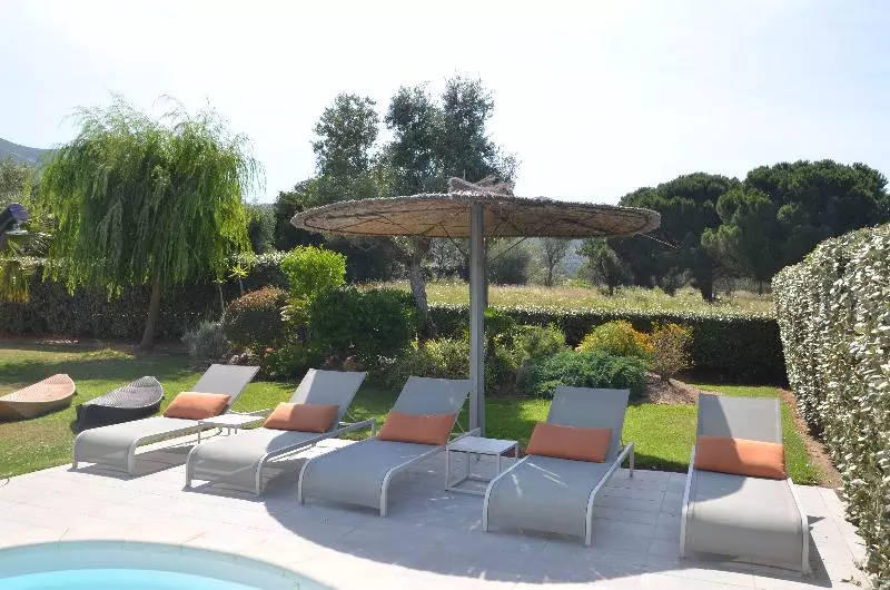 プール付３ベッドルーム　ビラ, Domaine Villas Mandarine Private Pools & Spa