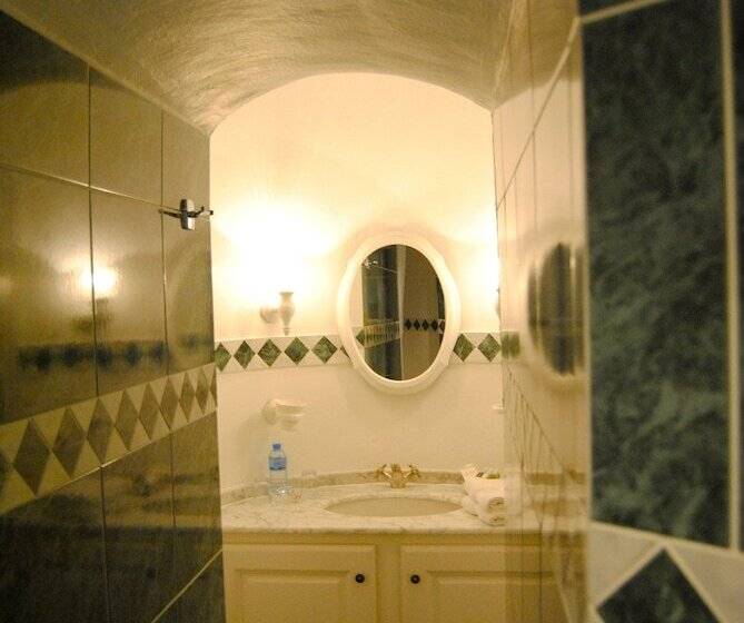 חדר קלאסי, Château D'Urtubie