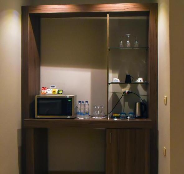 سوییت با چشم‌انداز دریا, Fleet Club Mahrousa