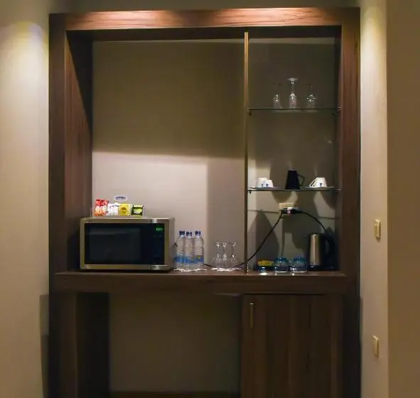 سوییت با چشمانداز دریا, Fleet Club Mahrousa