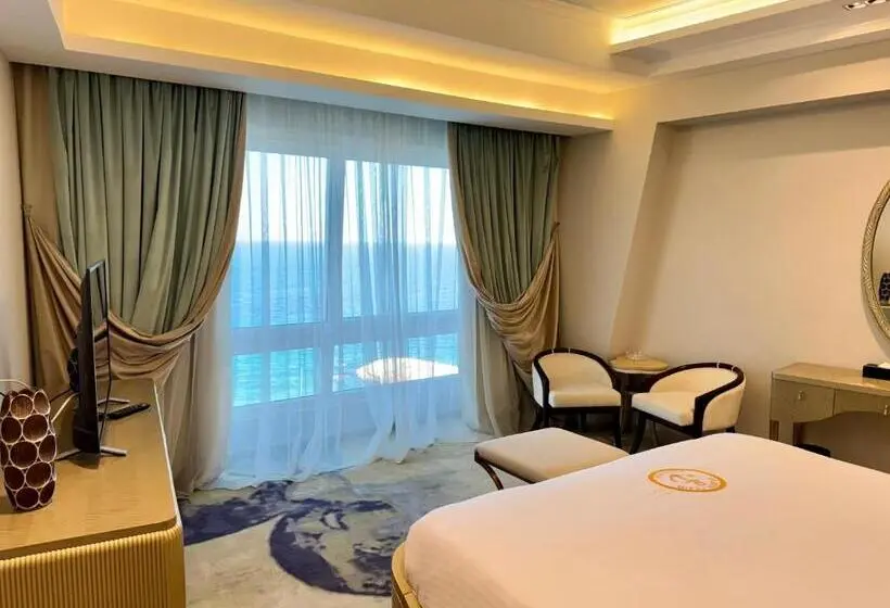 سوئیت با تخت بزرگ, Fleet Club Mahrousa