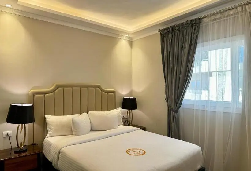 سوئیت با تخت بزرگ, Fleet Club Mahrousa