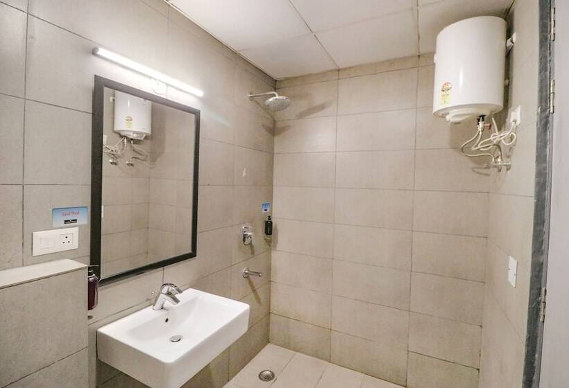 디럭스 룸, Fabhotel Pantao Stays