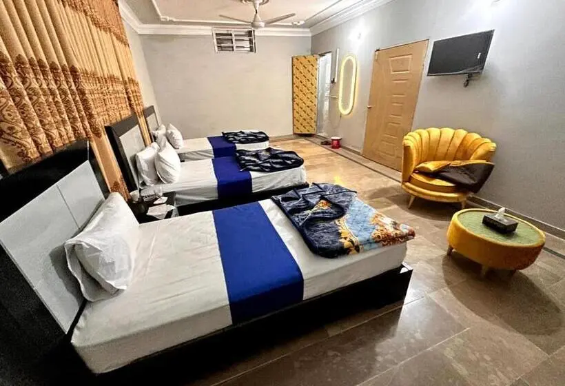 Quarto Familiar, Shelton Royal